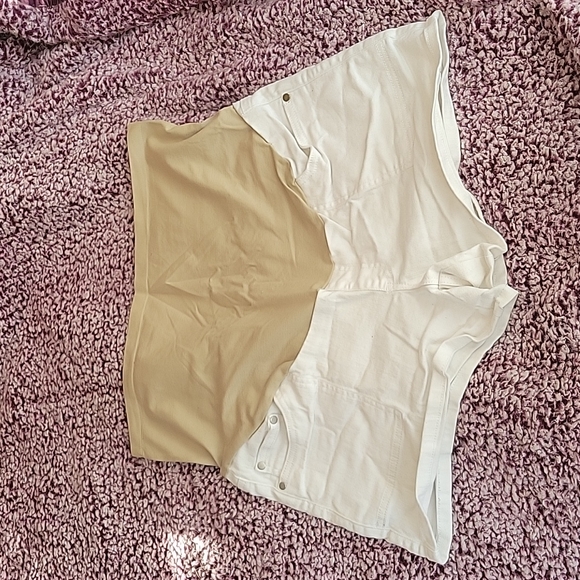 Maternity shirts - Picture 1 of 3